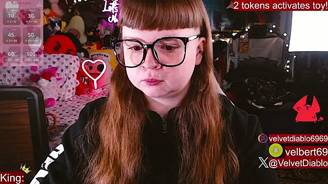 Snapshot of VelvetDiablo chatting on 02.19.26 VelvetDiablo online show from 02.19.26