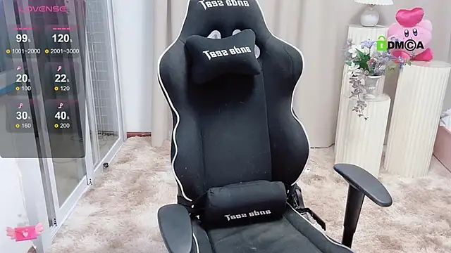 Happy Kitty online show from 02.16.25