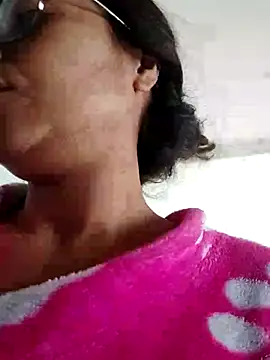 Ivanna2 online show from 12.29.24