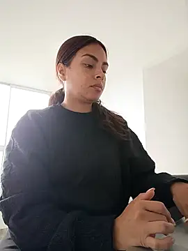 Ivanna2 online show from 10.20.25