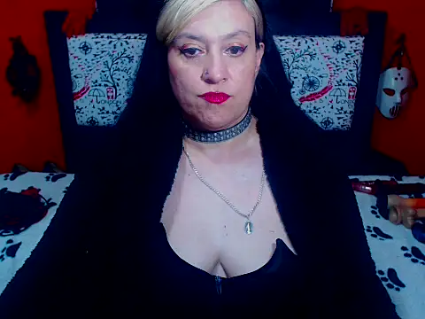 Snapshot of MATURE_Randy chatting on 03.18.25 MATURE Randy online show from 03.18.25