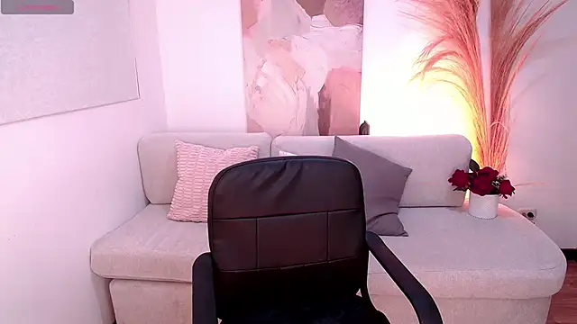 VictoriaLeia online show from 10.07.25