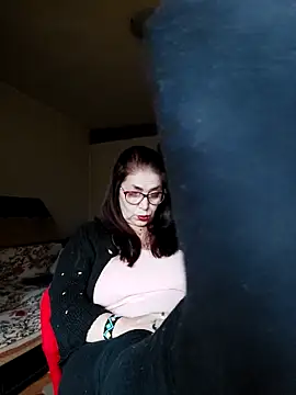 Love Tina56 online show from 10.18.25