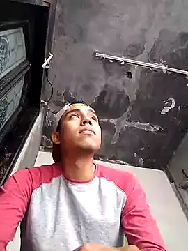 AlexAlejandro13 online show from 12.18.24