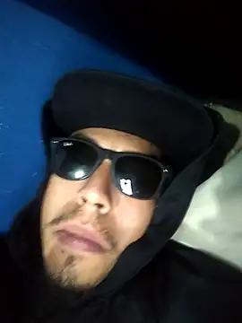 AlexAlejandro13 online show from 04.21.26