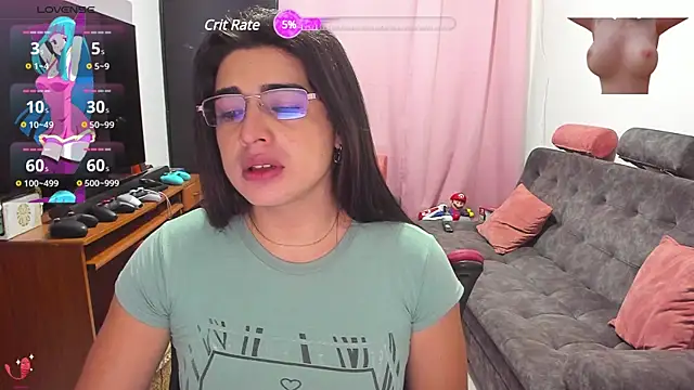 Snapshot of Khalifa_Gold chatting on 02.28.25 Khalifa Gold online show from 02.28.25