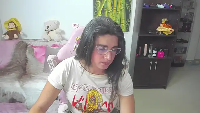 Snapshot of Khalifa_Gold chatting on 07.02.26 Khalifa Gold online show from 07.02.26