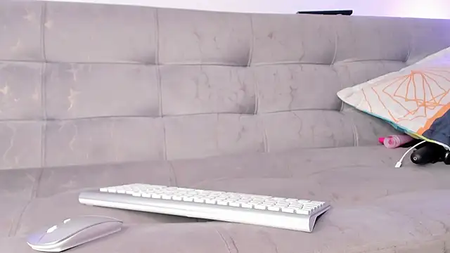 AgathaFoxx online show from 12.15.24