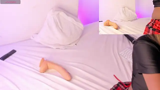 AgathaFoxx online show from 02.07.25