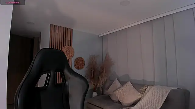 AnnieHallX online show from 03.22.25