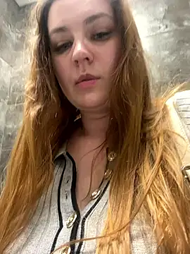 CandyShoopp online show from 12.24.24