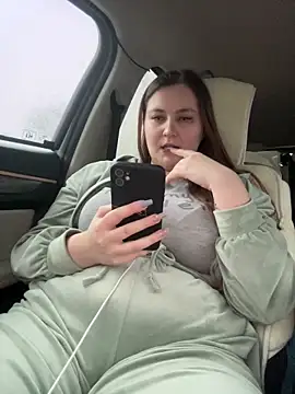 CandyShoopp online show from 03.16.25