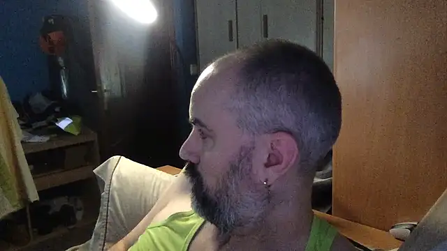 pollito1985 2 online show from 02.11.26