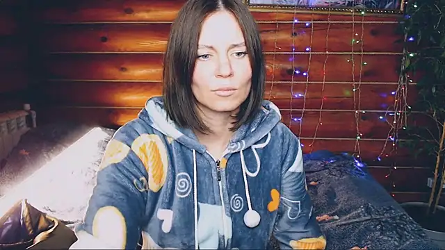 Platina Fox online show from 12.04.24