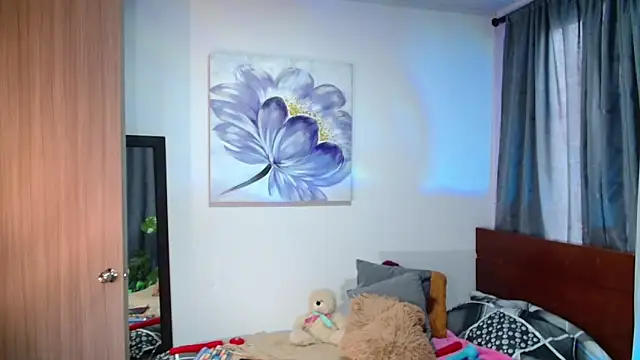 Snapshot of vanessabrown_ chatting on 01.28.25 vanessabrown online show from 01.28.25