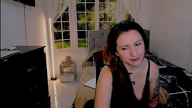 vanessabrown  online show from 07.11.26