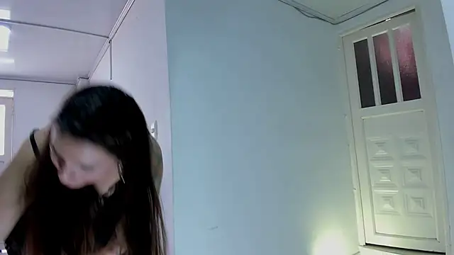 vanessabrown  online show from 07.16.26
