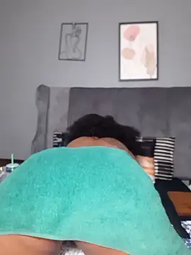 PearlSexxy69 online show from 10.12.25