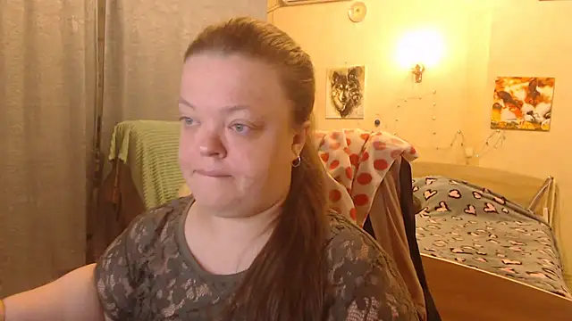 Snapshot of Janiffer_MiMi chatting on 02.08.25 Janiffer MiMi online show from 02.08.25