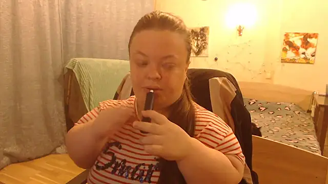 Snapshot of Janiffer_MiMi chatting on 02.23.25 Janiffer MiMi online show from 02.23.25