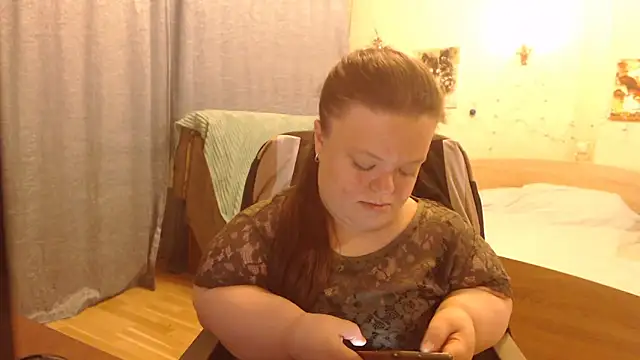 Snapshot of Janiffer_MiMi chatting on 03.14.25 Janiffer MiMi online show from 03.14.25