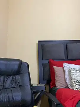 BADFATASS85 online show from 10.12.25