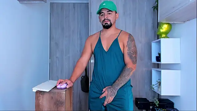 Ricardo 1998 online show from 02.14.25