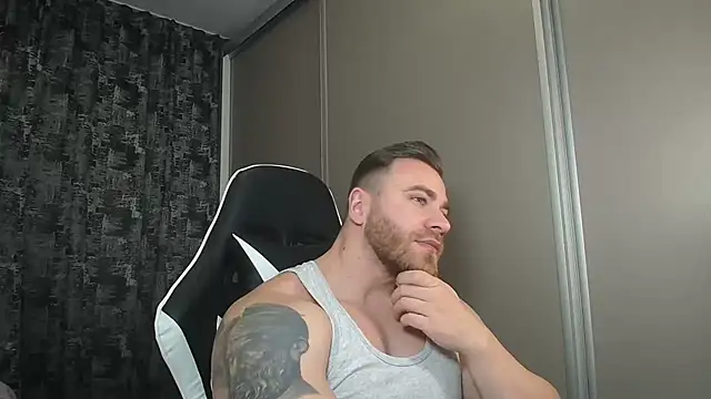 Snapshot of Thori92 chatting on 03.03.25 Thori92 online show from 03.03.25