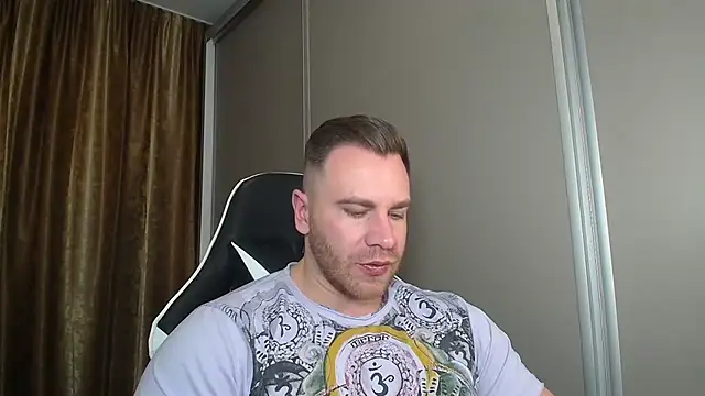 Thori92 online show from 12.17.25