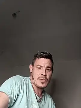 Snapshot of Ivanekkral chatting on 02.10.26 Ivanekkral online show from 02.10.26