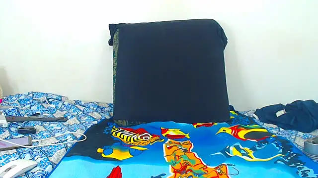 jeancarloscum12 online show from 10.24.25