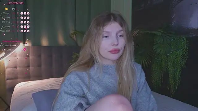 Snapshot of _aleksa_ chatting on 12.04.24 aleksa online show from 12.04.24