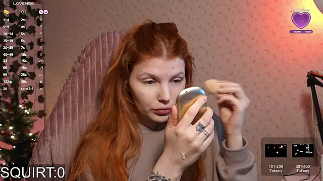 Snapshot of _aleksa_ chatting on 12.23.24 aleksa online show from 12.23.24