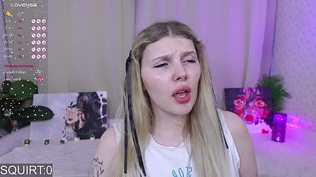 Snapshot of _aleksa_ chatting on 09.17.25 aleksa online show from 09.17.25