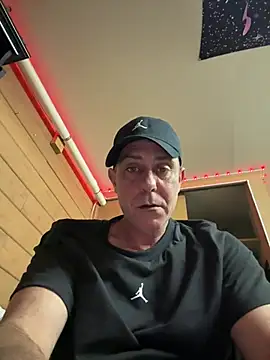 Snapshot of drewsix9@xh chatting on 02.27.26 drewsix9xh online show from 02.27.26