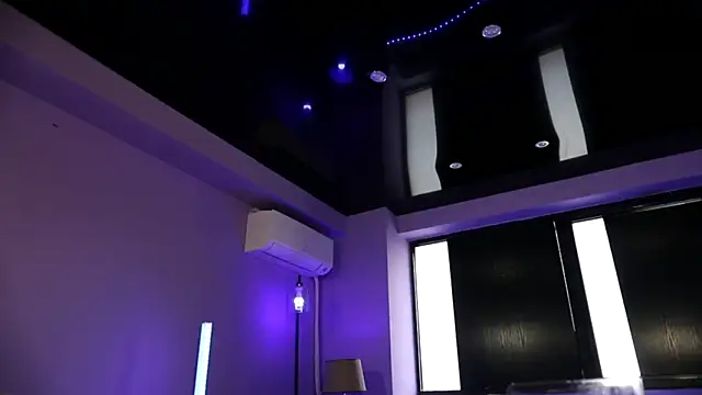 Snapshot of mandypeas chatting on 02.12.25 mandypeas online show from 02.12.25