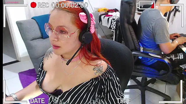 Snapshot of kyobiker chatting on 10.15.25 kyobiker online show from 10.15.25