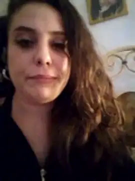 Snapshot of Salome93 chatting on 11.17.25 Salome93 online show from 11.17.25