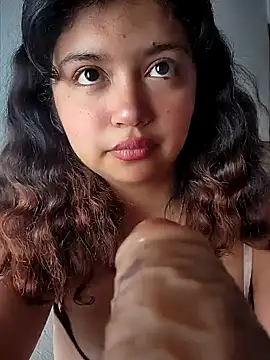 Peach Girll online show from 02.08.25