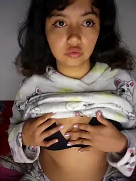 Peach Girll online show from 02.22.25