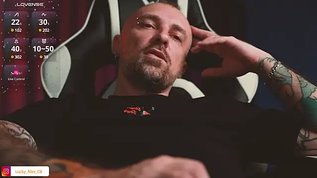 Snapshot of LuckyAlexx chatting on 01.20.25 LuckyAlexx online show from 01.20.25