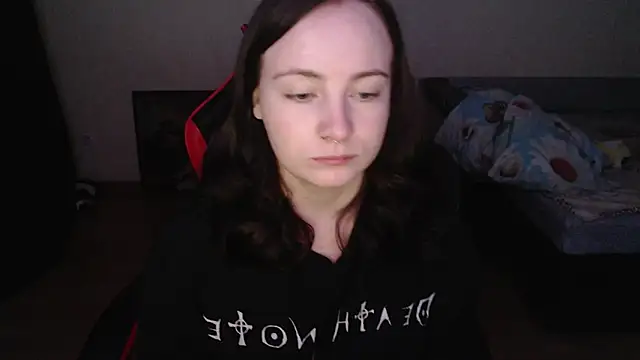 Laralianna online show from 12.14.25