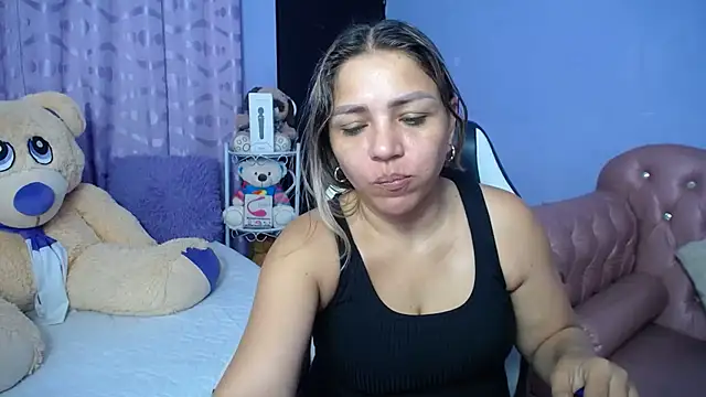 Snapshot of cum_bigass chatting on 01.17.26 cum bigass online show from 01.17.26