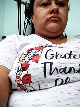 Monseratte21 online show from 02.04.25