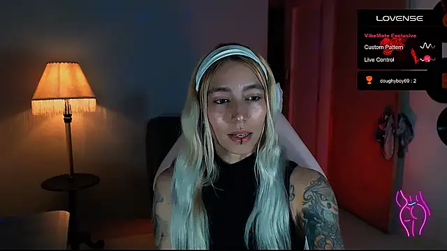 Saucy Jenn online show from 01.11.25