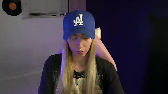 Saucy Jenn online show from 07.25.26