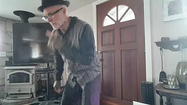 MoonDancer online show from 02.11.25