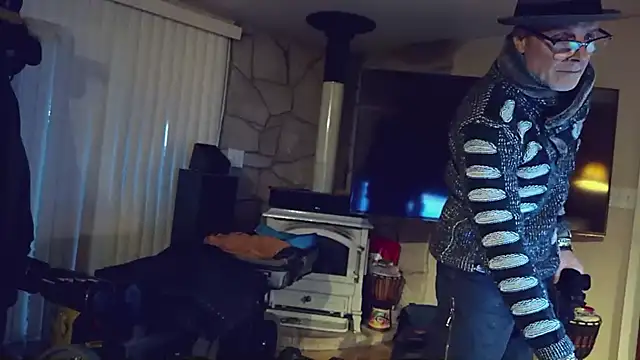 MoonDancer online show from 12.02.25