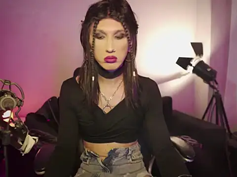 Snapshot of brenda_nataliaok chatting on 12.03.25 brenda nataliaok online show from 12.03.25