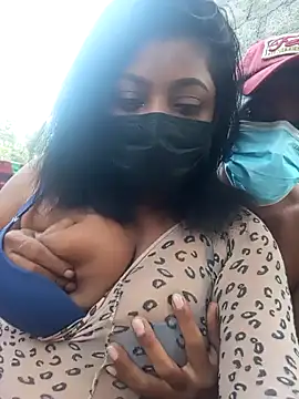 Snapshot of _Cute_ariana_ chatting on 12.28.24 Cute ariana online show from 12.28.24